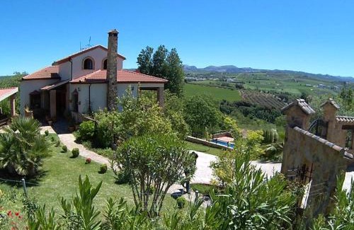 Ronda Villa | Charming Villa in Ronda with Pool