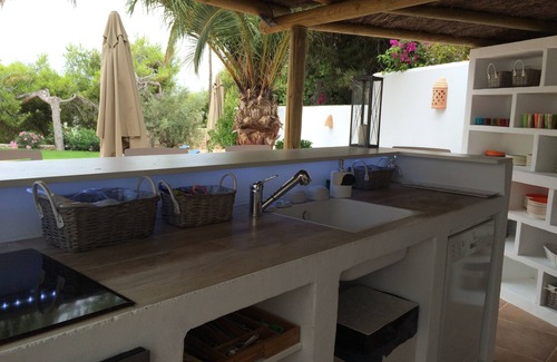 Benissa Coast Villa | Charming villa, sea view, large swimming pool with bar, 2000m² plot, beach 900m away