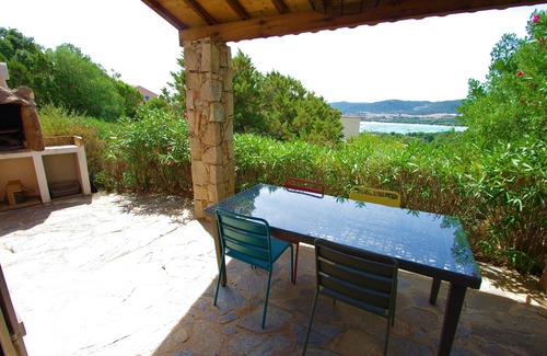 Santa Giulia Villa | Charming villa with stunning sea views over the bay of Santa Giulia