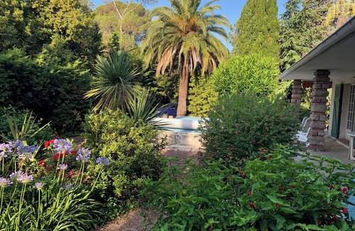 Boulouris-sur-Mer Villa | Charming villa with swimming pool 100 metres from the beach in Boulouris