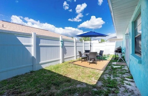 Englewood East Villa | Charming villa with 2 bedrooms, 4 miles from gulf beaches. Dogs welcome!
