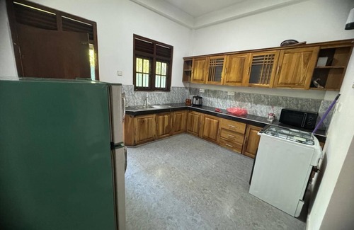 Weligama Villa | Charming villa with 4 bedrooms and WiFi, AC in serene Weligama
