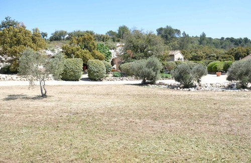 Orgon House | Charming villa with heated pool for 8 people near Eygalieres, in the heart of the Alpilles nature park in Provence