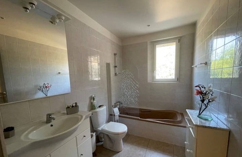 Callian Villa | Charming villa with large swimming pool and hammam in a quiet area