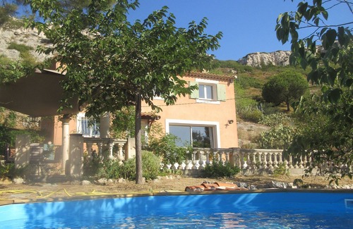 Le Rove Villa | Charming villa with pool between sea and hills