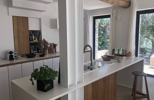 Serreta Villa | Charming villa with private pool and sea view, in the calm of the olive groves
