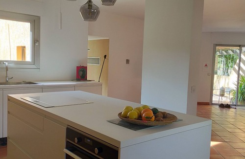 La Treille House | Charming villa with swimming pool, landscaped park, near Cassis, old port