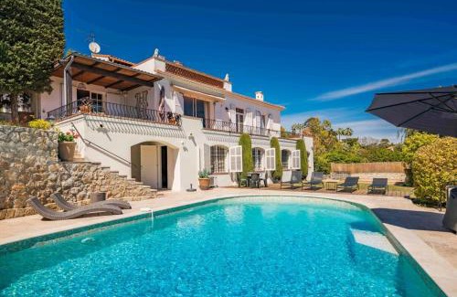 Vallauris House | Charming villa with sea view