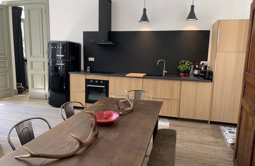 Mayregne House | Charming village school for 10 people