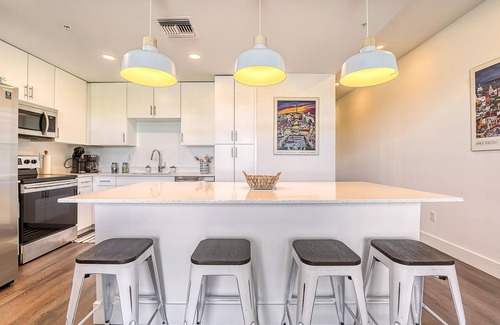 North Trail Condo | Charming Waterfront 1/1.5 Beautiful Sunsets at the Strand!