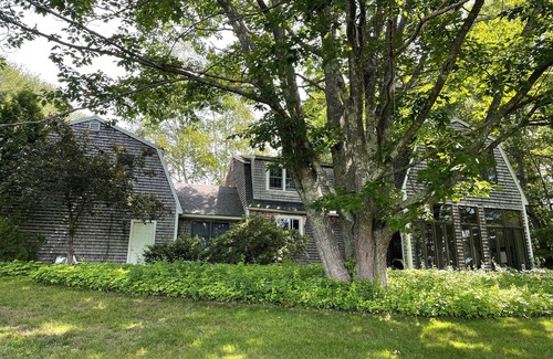 Kennebunk House | Charming waterfront Cottage, explore, relax and enjoy the Maine Coast