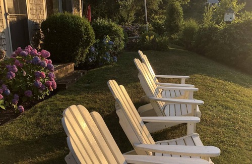 Chatham House | Charming Waterfront House in Chatham