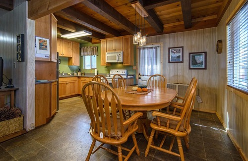 Tahoma Ski Chalet | Charming West Shore Chalet, Great Location, Walk To The Lake