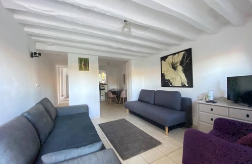 Roissy-en-France House | Charming whole house in the heart of Roissy