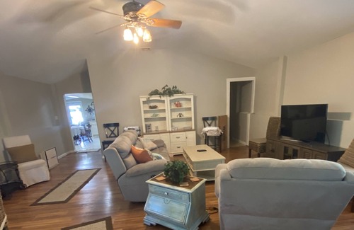 Center Moriches House | Charming Windmill House