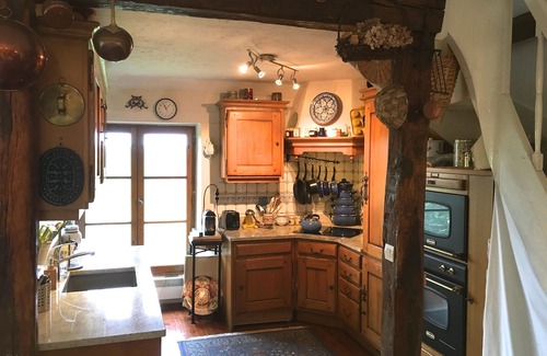 Amboise Cottage | Charming Wine Makers Cottage . Amboise , Loire Valley , AC & SALT SWIMMING POOL!