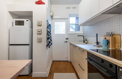 St Kilda Apartment | Charnwood Charm in St Kilda