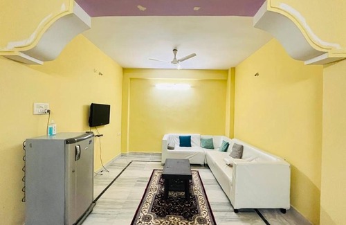 Shaikpet Villa | Charter Stays - 3BHk Independent House @ Manikonda