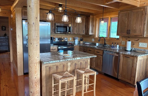 Fleetwood Cabin | Chasing Clouds Cabin - year round views, river access