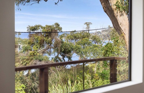 Lorne House | Chatby House - Haven extends a warm welcome to your beloved pets, completing the symphony of ch