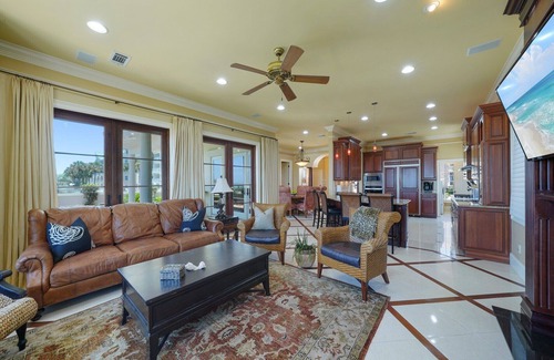 Avalon Beach Estates House | CHATEAU BY THE SEA: New to the Market! PRIVATE Beach-Pool-Tennis-Office Space