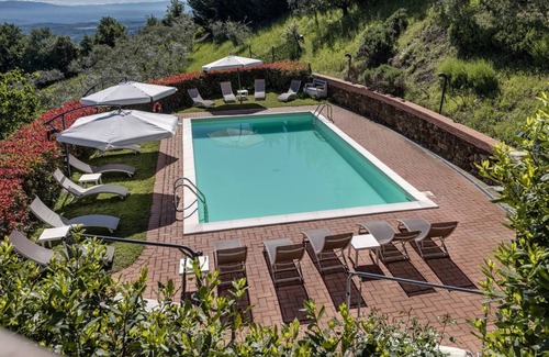 Neri House | Chateau / Country House