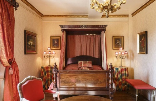 Grez-Neuville Other | Chateau Crystal - Nineteen Bedroom Castle, Sleeps 38