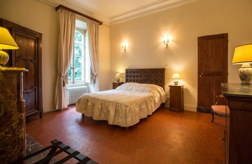 Grospierres Bed & Breakfast | Chateau de Bournet