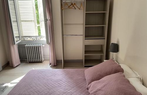 Salles-Arbuissonnas-en-Beaujolais House | Chateau de Breuil en Beaujolais