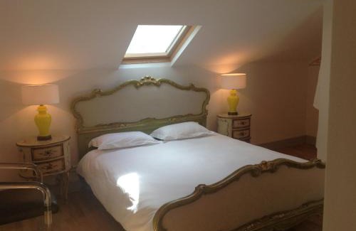 Loge-Fougereuse Bed & Breakfast | Chateau De La Goujonnerie