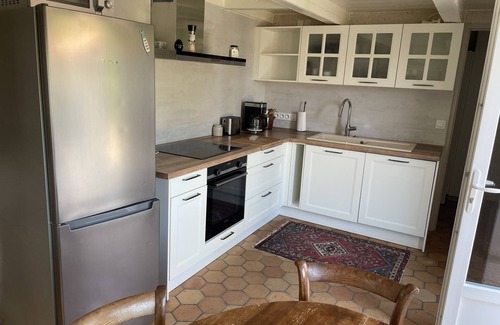 Le Chateau-d'Oleron House | Chateau Doleron, Intra-muros, house with garden, 300m from beach and market