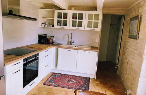 Le Chateau-d'Oleron House | Chateau Doleron, Intra-muros, house with garden, 300m from beach and market