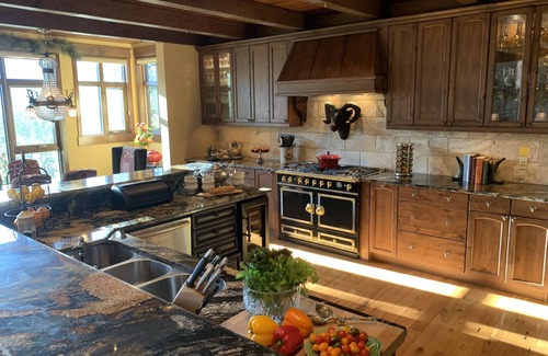 Town Centre House | Chateau Elise