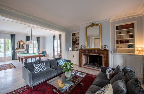 Saint-Emilion Other | Chateau Grand Cru - Five Bedroom Castle, Sleeps 10