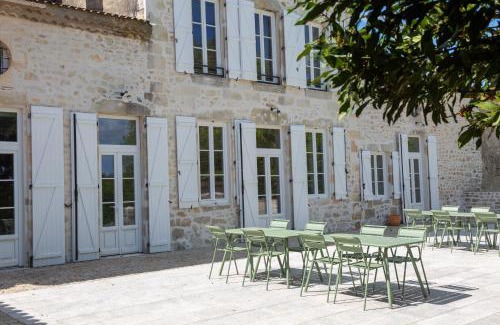 Vertheuil Bed & Breakfast | chateau haut gouat
