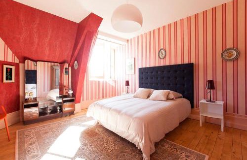 Bonneuil-Matours House | Chateau Marieville