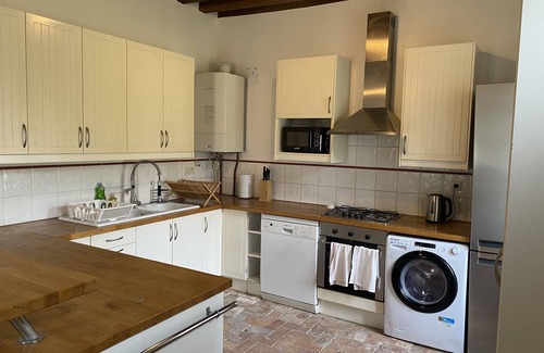 Thoury-Ferottes House | Chateau outbuildings next to a golf course in the Gâtinais en Brie region