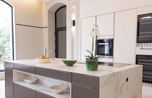 Draguignan Bed & Breakfast | Chateau Pimo