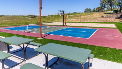 Temecula Villa | Chateau Syrah by AvantStay Picturesque Estate w Pool Hot Tub Pool Table Table Tennis New Pickleball Court Basketball hoop