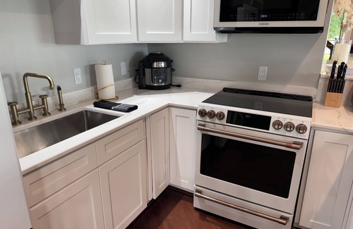 Valois Villa | Chateau Valois: A Lakeside Victorian Estate on Seneca Lake, Hector NY