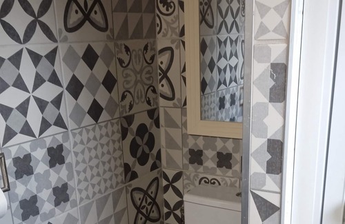 Bourdeilles House | Chateau view is 4 minute walk to the village centre, chateau and river views.