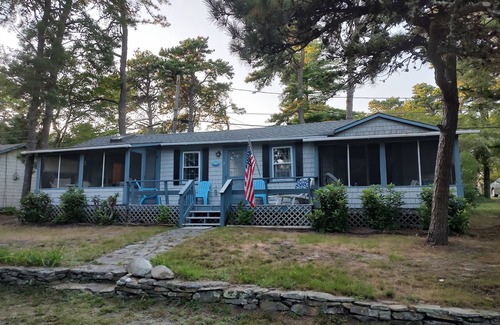 West Chatham Cottage | Chatham Cottage on the Big Pond One Mile to Ocean Beaches