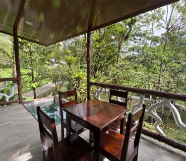 La Fortuna Hotel | Chato Arenal Lodge