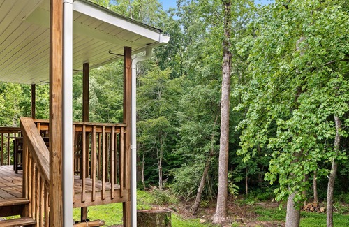 Fairmount House | Chattanooga Area Mountain Retreat: Peaceful setting in convenient location