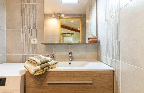 Venterol House | Chaud'abri by Interhome