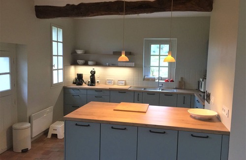 Saint-Pierre-le-Vieux Ski Chalet | Chaumière Bleue, green surroundings