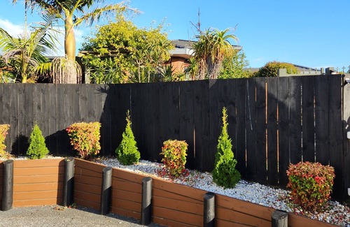 Henderson House | Cheap, Cosy and Comfortable house in Auckland, New Zealand.