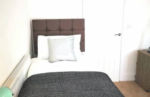 Cwmbrwla Apartment | Check it out, Eatons House
