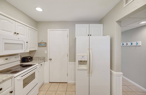 Panama City Beach Villa | Check it out-> ROOMY upgraded villa: double balconies, by beach, restaurants
