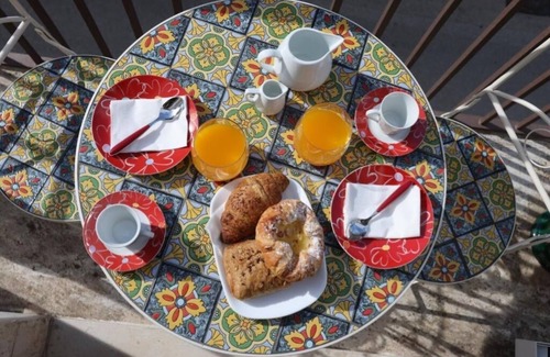 Castellana Grotte House | Checkers Your Luxury Stay